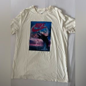 Nike Tshirt - Large
